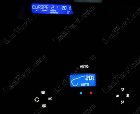 Led Console centrale blanche et bleu - Clim et afficheur renault megane 2