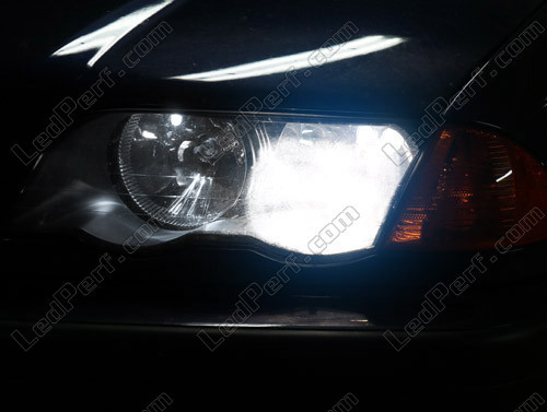 POUR BMW SÉRIE 3 E46 Blanc 4-DEL Xénon Bright Glace Côté Ampoules Paire