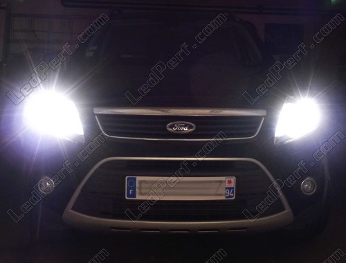 Pack ampoules de feux/phares Xenon effect pour Ford Kuga
