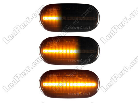 Eclairages des répétiteurs latéraux dynamiques noirs à LED pour Honda Civic 8G