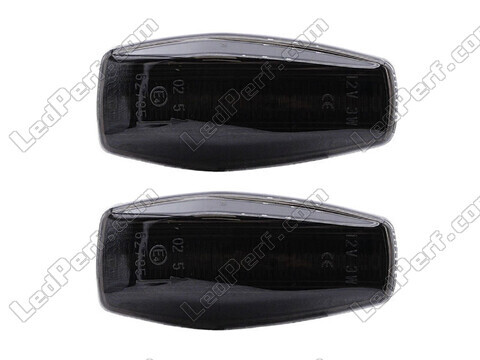 Vue de face des clignotants latéraux dynamiques à LED pour Hyundai Getz - Couleur noire fumée
