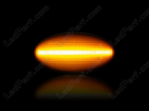 Eclairage maximal des répétiteurs latéraux dynamiques à LED pour Peugeot 206+