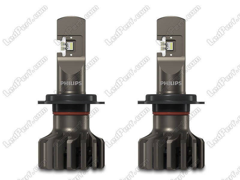 Kit LED Philips pour Peugeot 208 - Ultinon PRO9100 +350%