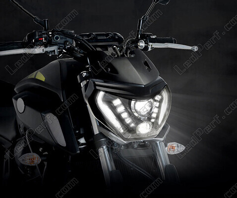 Phare LED pour Yamaha MT-07 (2018 - 2020)