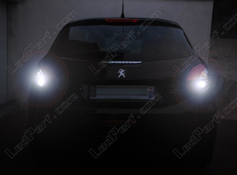 Pack Ampoules LED H7 et Adaptateurs Kit LED Peugeot 208 (2012 - 2019) –  Donicars
