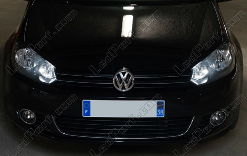 LedPerf.com - Eclairage automobile à Leds [Reduction] Led-veilleuses-blanc-xenon-volkswagen-golf-6-tuning_9193