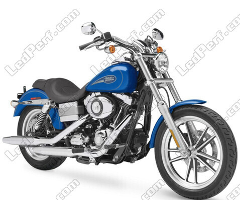 Moto Harley-Davidson Super Glide Custom 1584 (2006 - 2014)