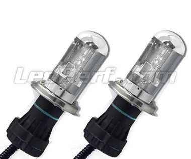 Pack de 2 ampoules H7 - 8000K - 35W de rechange pour Kit Xénon HID auto et  moto.