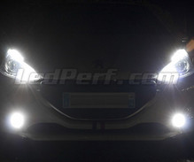 Pack ampoules de phares Xenon Effects pour Peugeot 208